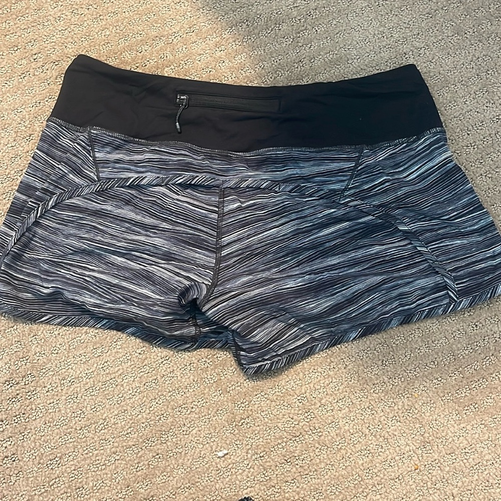 Lululemon speed up shorts lightly used size 6